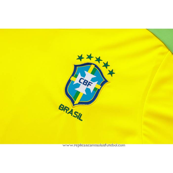 Fato de Treino
 Brasil
 2024-2025 Manga Curta
 Amarelo
 - Calcas Curta
